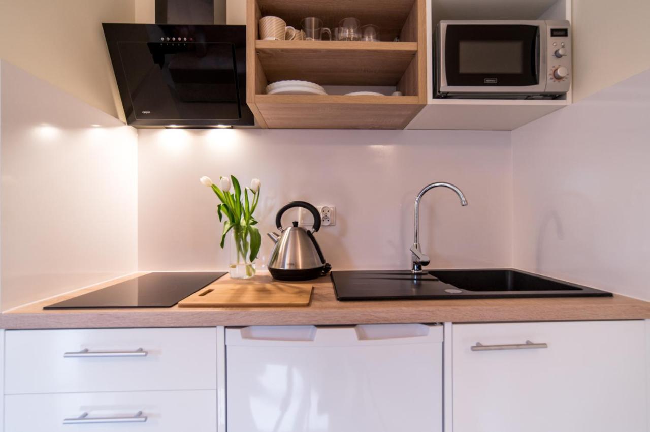 Gray House Apartamenty Dziwnówek Buitenkant foto