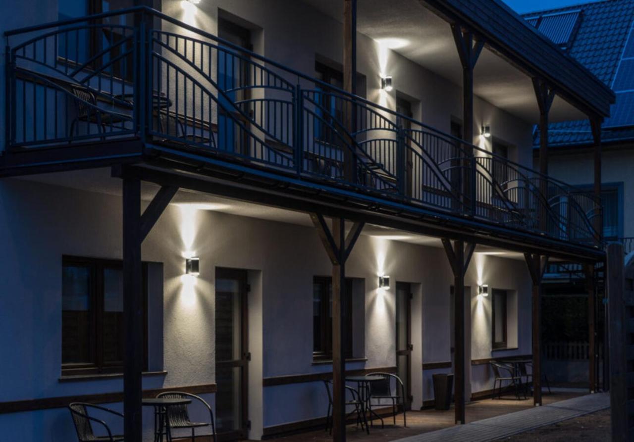 Gray House Apartamenty Dziwnówek Buitenkant foto